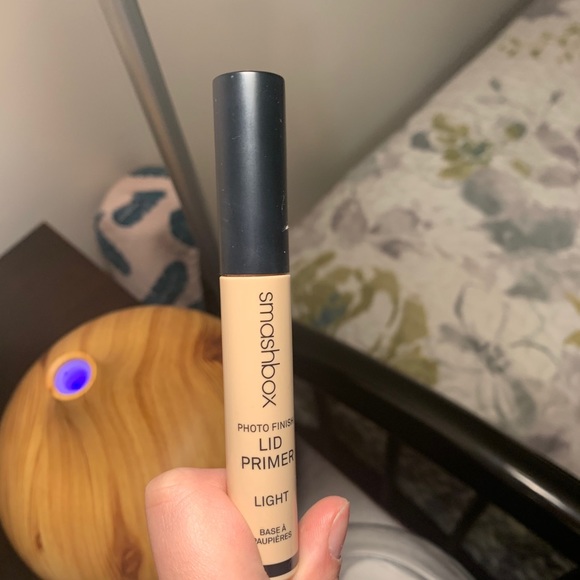 eye primer - Picture 1 of 2